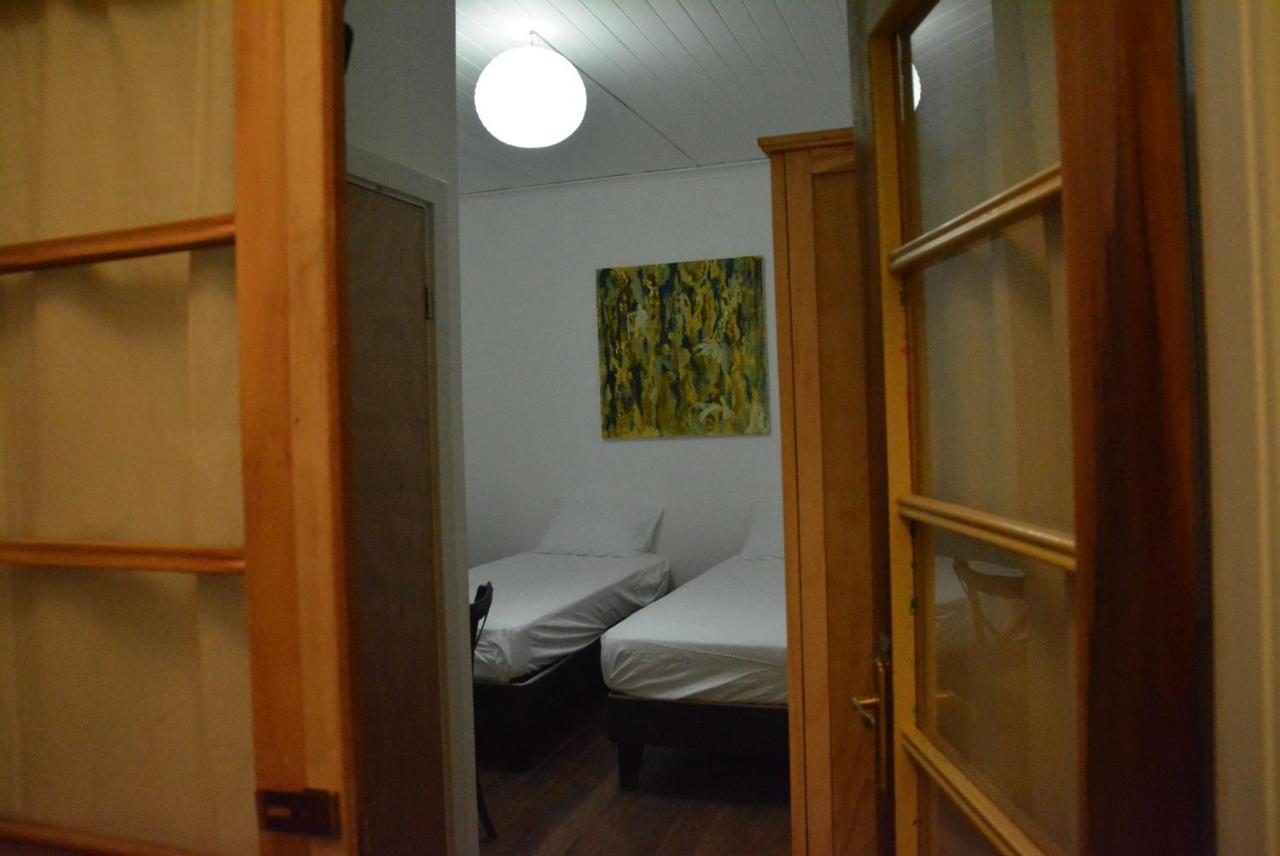 Casa Kila Hostel Вальдивия Экстерьер фото